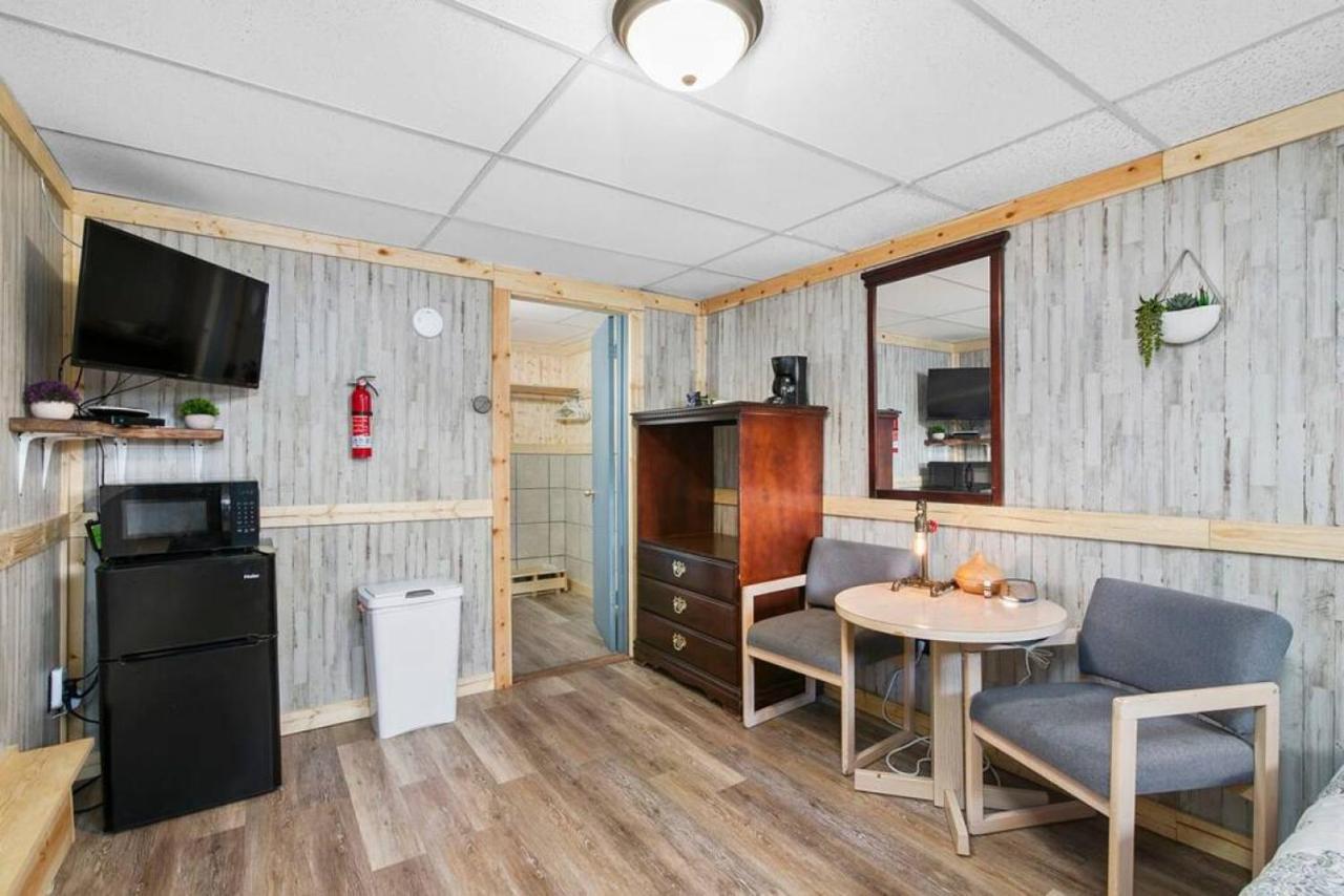 3 Private Room In Motel Dog Friendly Ледвилл Экстерьер фото