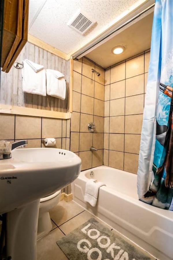 3 Private Room In Motel Dog Friendly Ледвилл Экстерьер фото